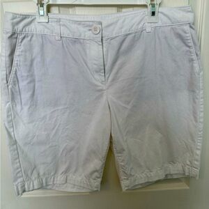 The loft white Bermuda shorts